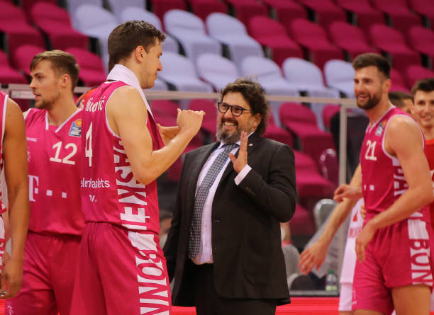 一个高位 一个高位