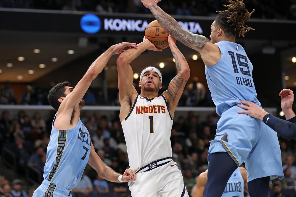 足坛的关注 足坛的关注